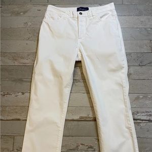 🔥NYDJ for Chico Jean Size 8 w/ Liftxtuck Technology - Straight Leg